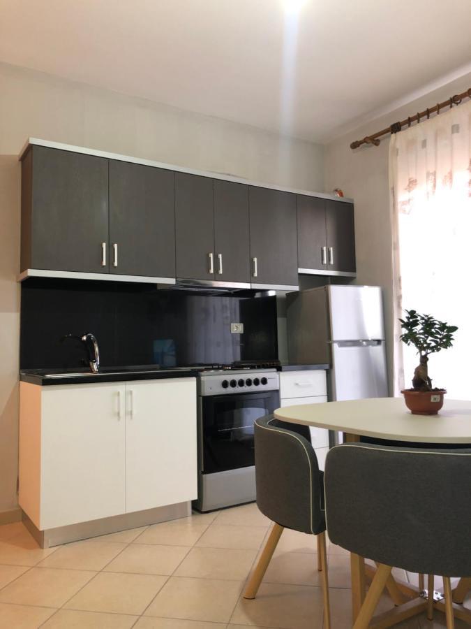 Appartamento The Nook Vlorë Esterno foto