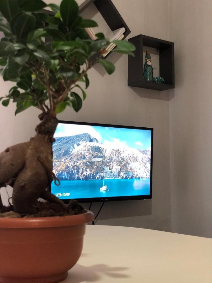 Appartamento The Nook Vlorë Esterno foto